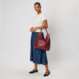 Ezia Hobo