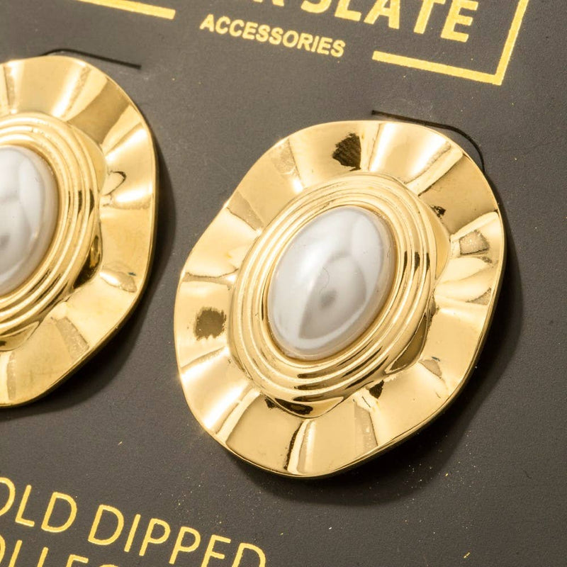 Oval Pearl Earrings