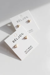 Dottie Pearl Stud Earrings