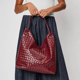 Ezia Hobo