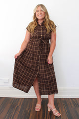 Short Sleeve Midi Dress With Two Front Pockets