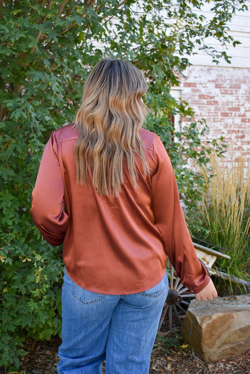 Leni Blouse With Tie