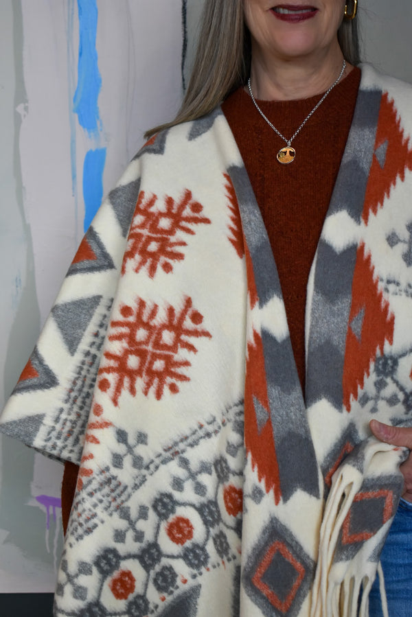 Getaway Fringed Cape