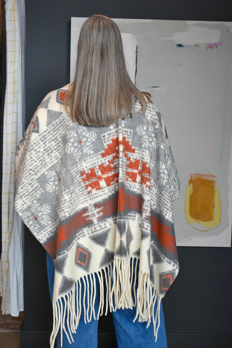 Getaway Fringed Cape