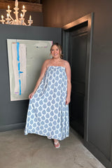 Printed Flowy Silhouette Side Pockets Maxi Dress