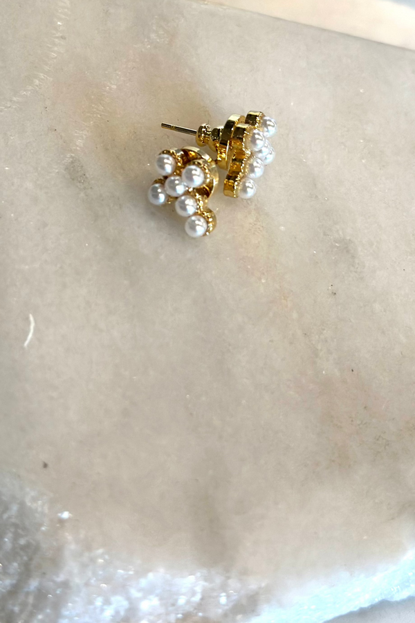 Telo Pearl Cross Stud