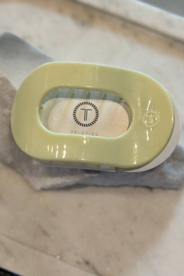 TELETIES Round Flat Hair Clip Medium