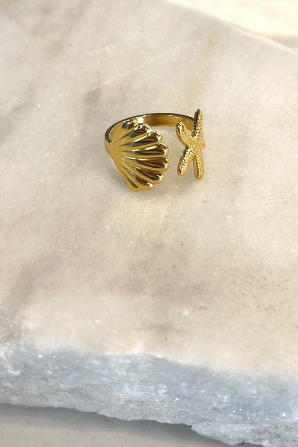 Star and Shell Ring