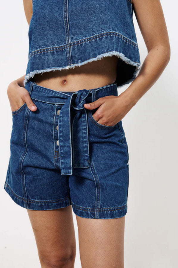 Nema Shorts