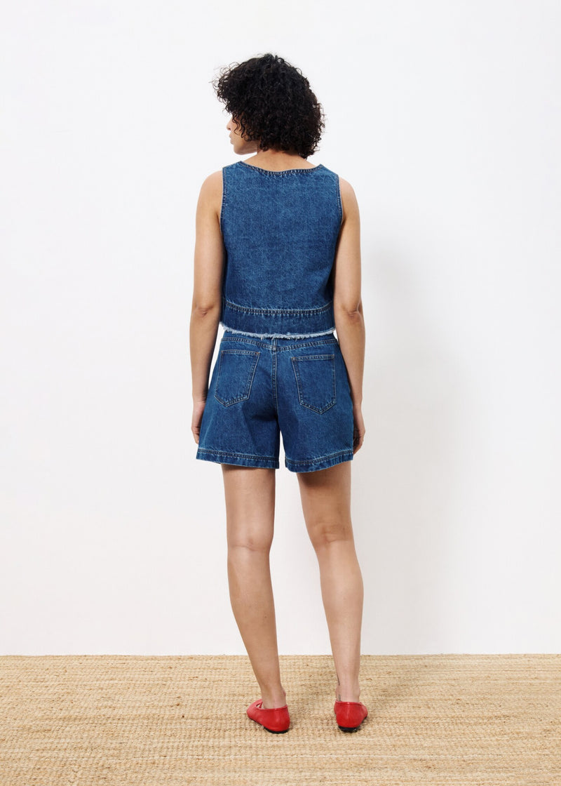 Nema Shorts