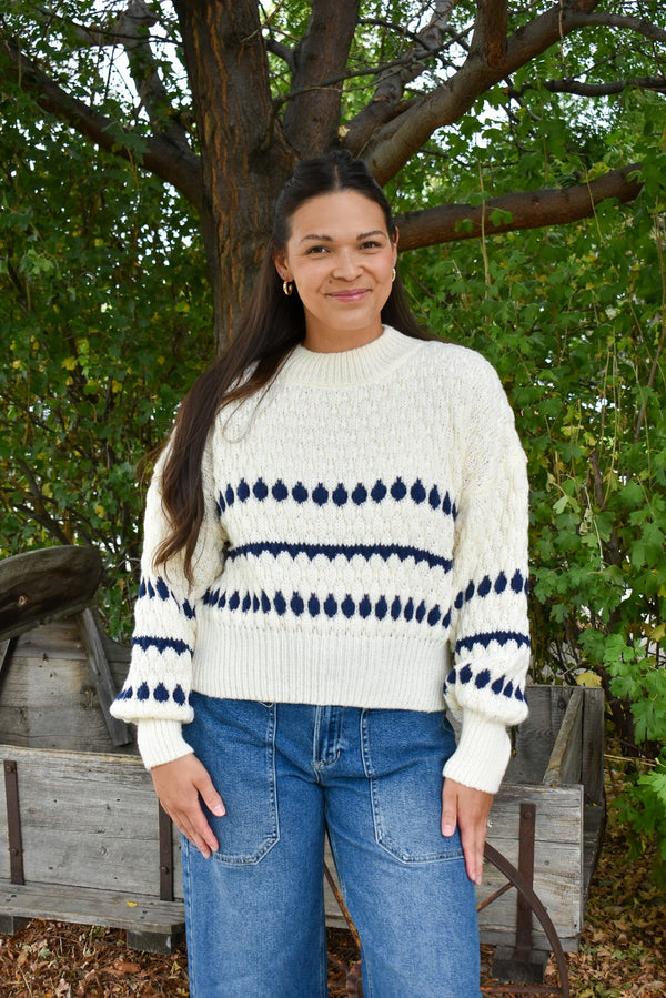 Della Sweater