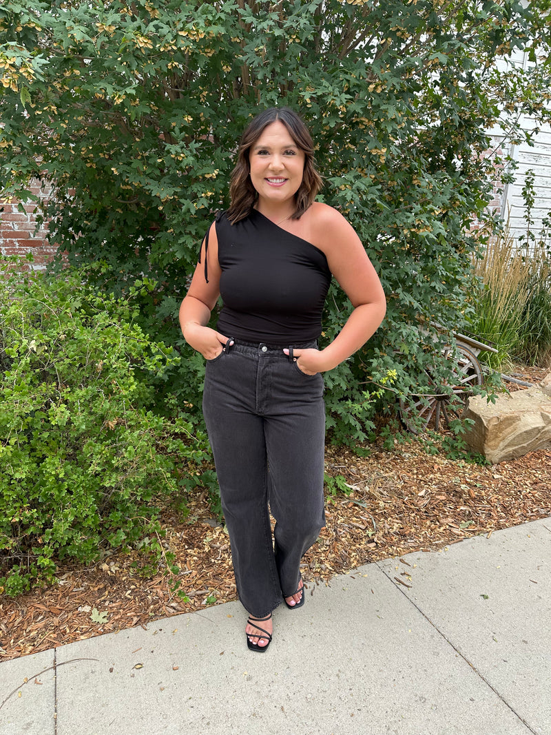 Vermont One Shoulder Top
