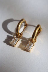 Mini Baguette Drop Huggies