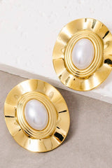 Oval Pearl Earrings