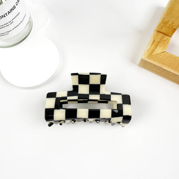 Checkerboard Grab Hair Claw Clip